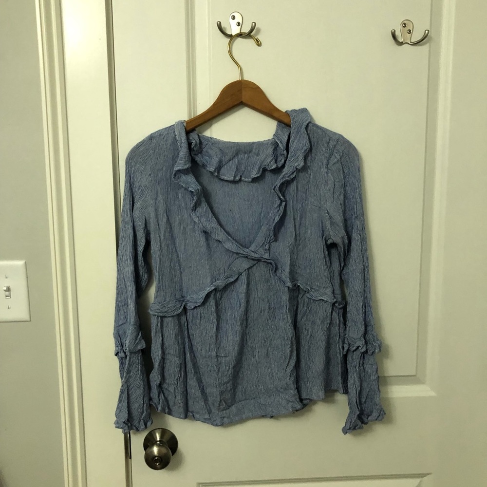 American Eagle shirt!